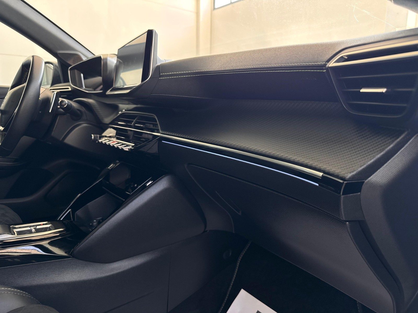 PEUGEOT 208 GT 131CV 🔥
